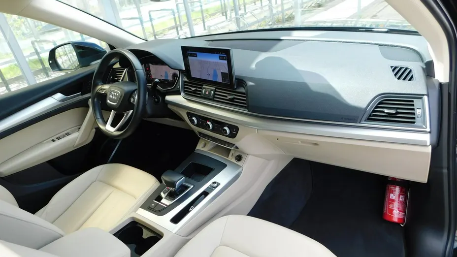 AUDI Q5 -