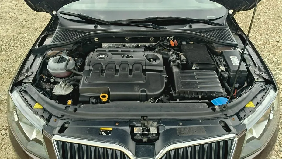 SKODA Octavia -