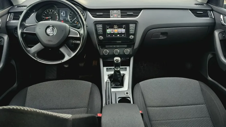 SKODA Octavia -