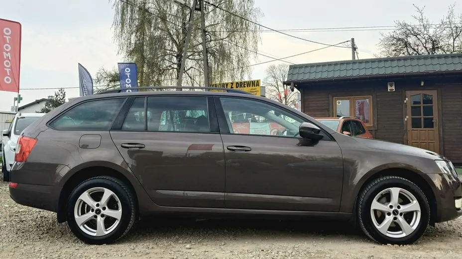 SKODA Octavia -