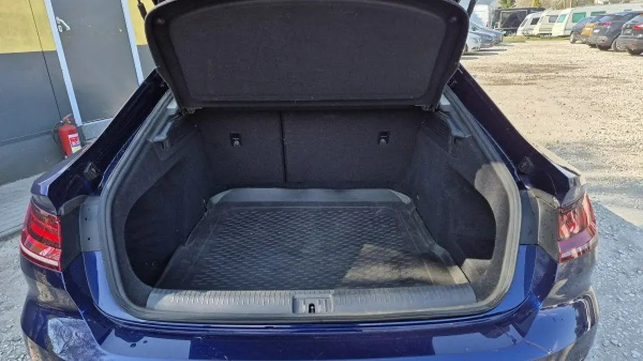 VOLKSWAGEN Arteon -