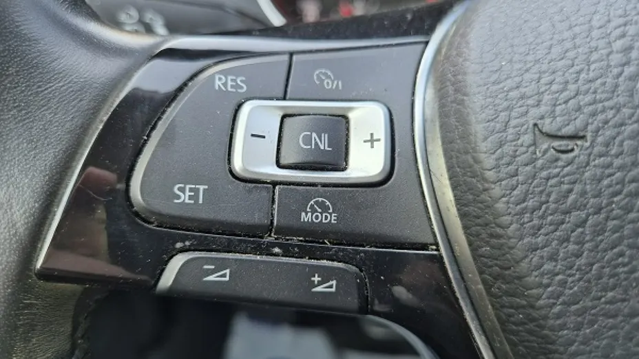 VOLKSWAGEN Arteon -