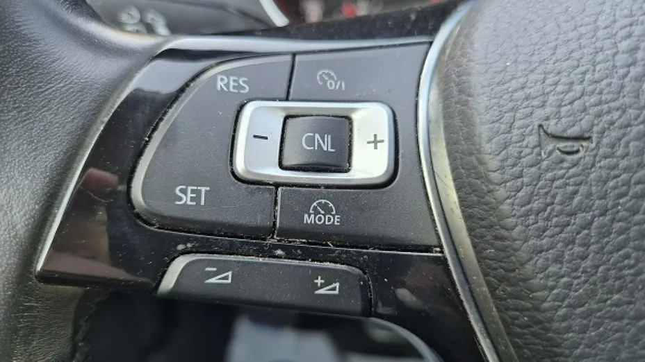 VOLKSWAGEN Arteon -