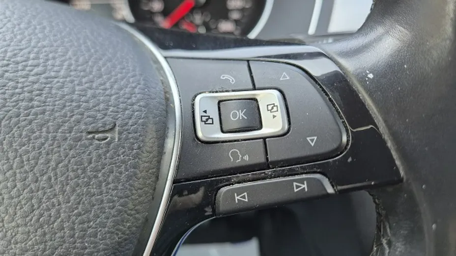 VOLKSWAGEN Arteon -
