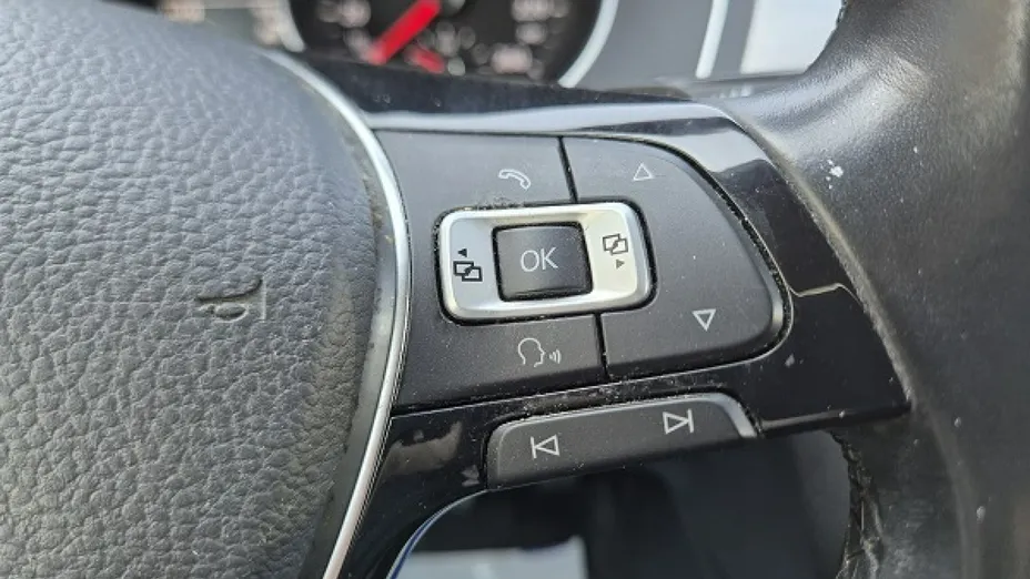 VOLKSWAGEN Arteon -