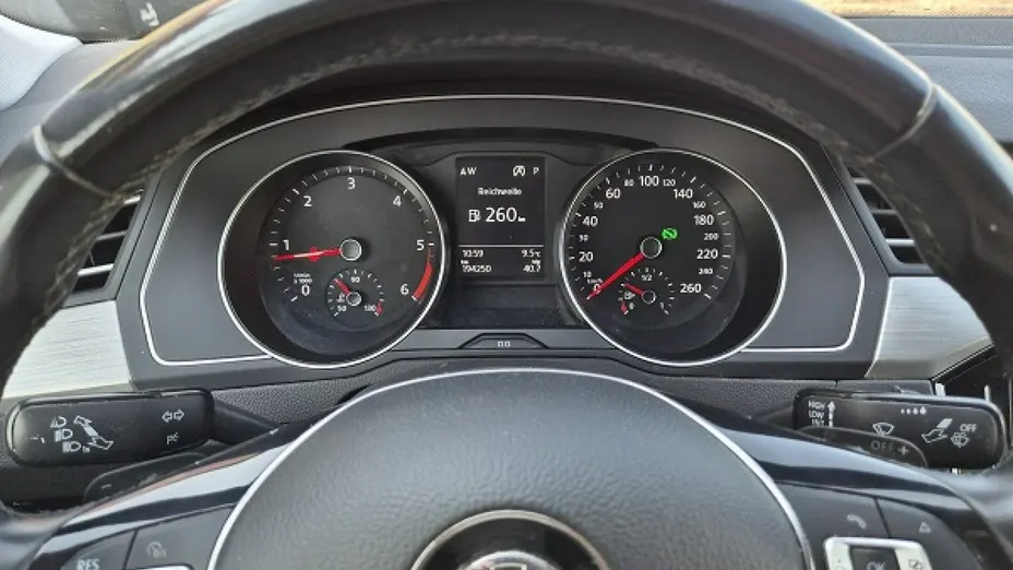 VOLKSWAGEN Arteon -