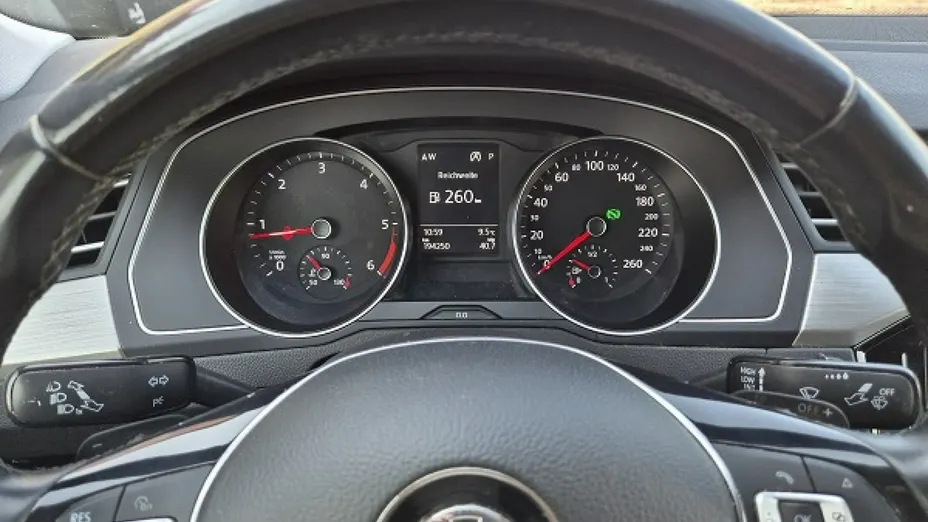 VOLKSWAGEN Arteon -