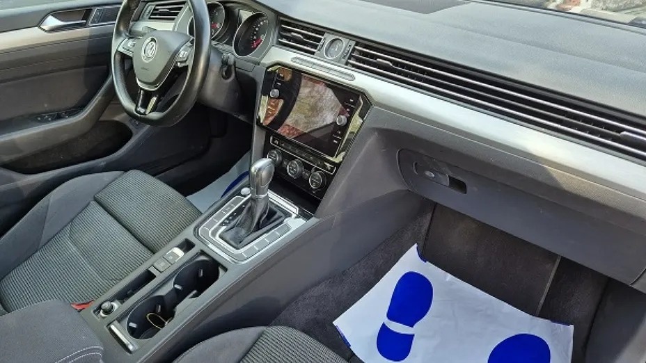 VOLKSWAGEN Arteon -