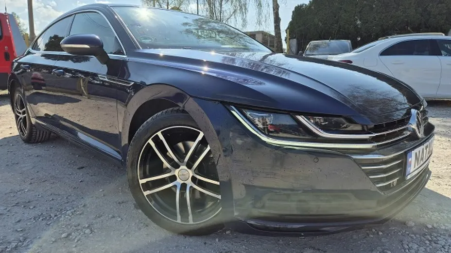 VOLKSWAGEN Arteon -
