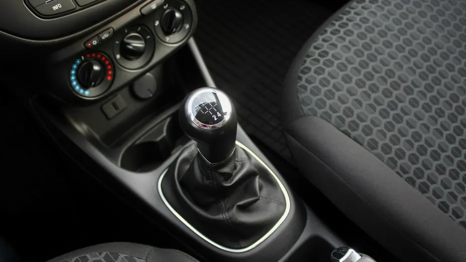 OPEL Corsa -