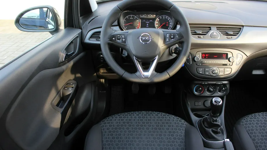 OPEL Corsa -