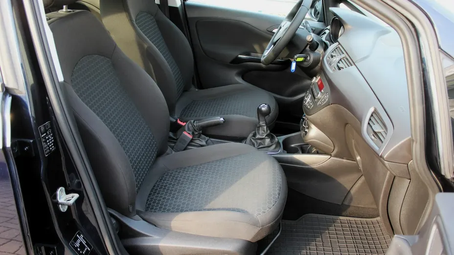 OPEL Corsa -