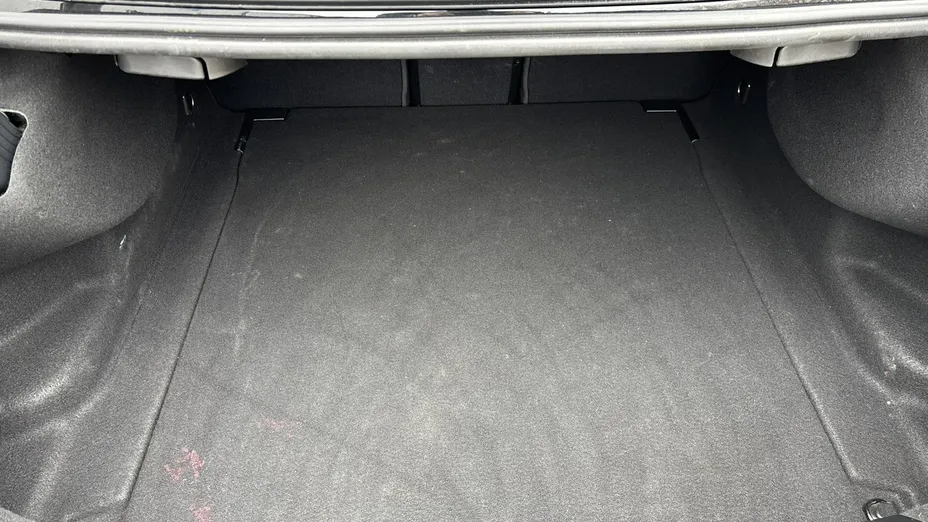 MERCEDES-BENZ CLA -