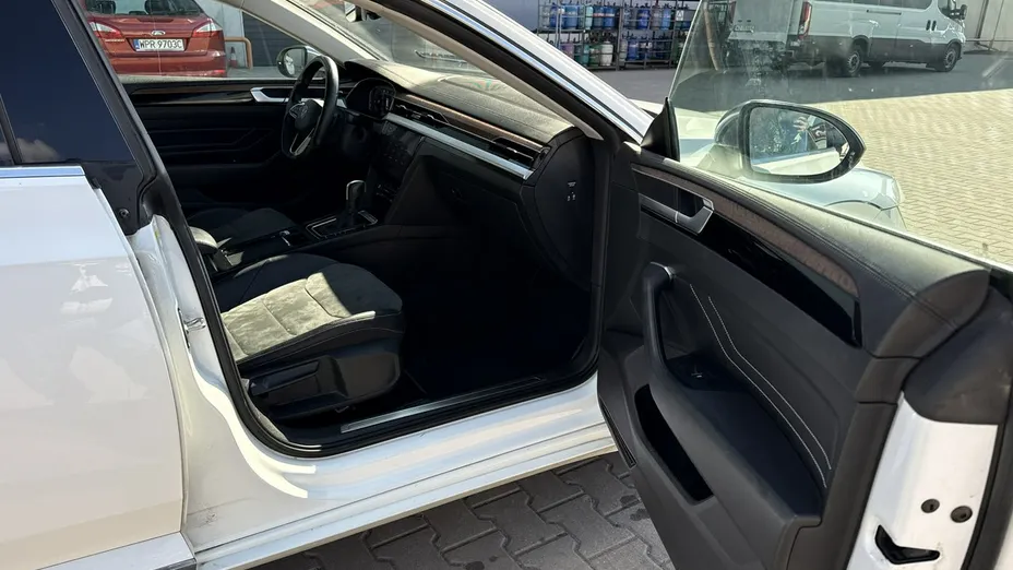 VOLKSWAGEN Arteon -