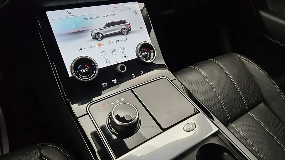 LAND ROVER Range Rover Velar -