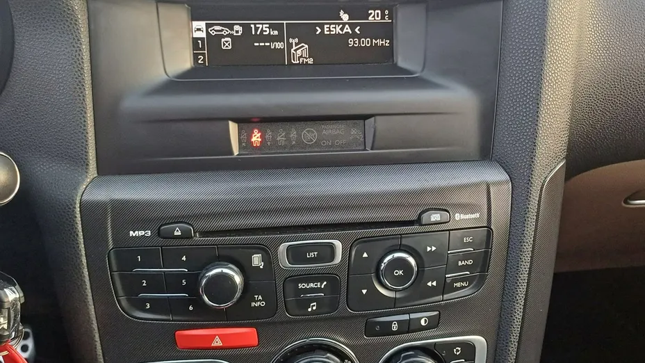 CITROEN DS4 -