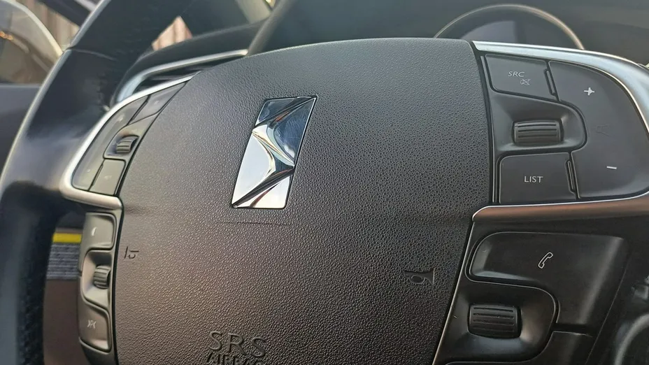 CITROEN DS4 -