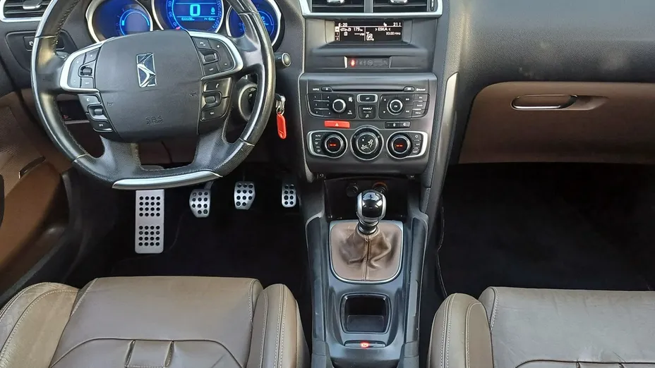 CITROEN DS4 -