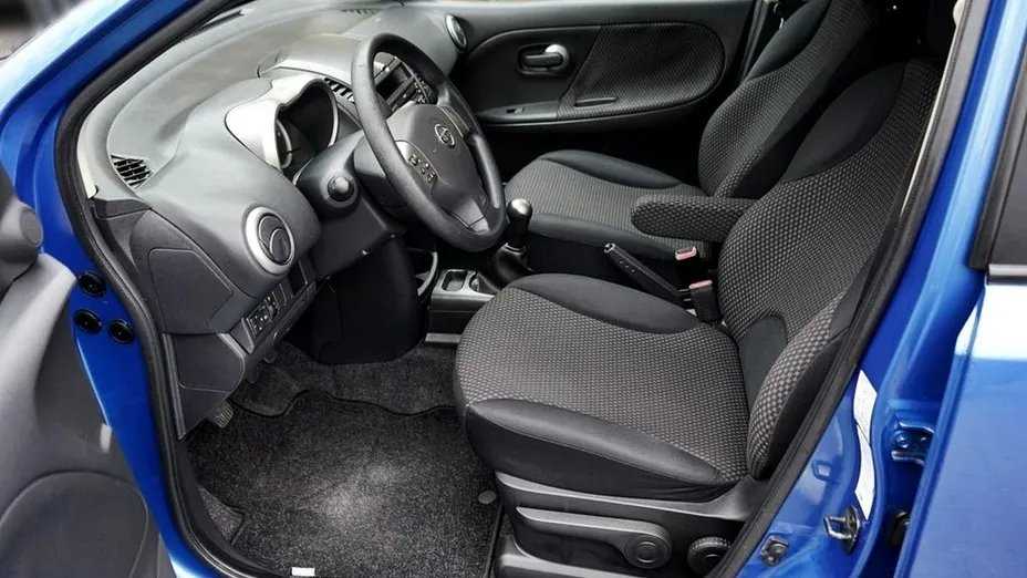 NISSAN Note -