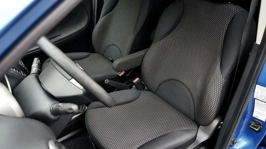 NISSAN Note -