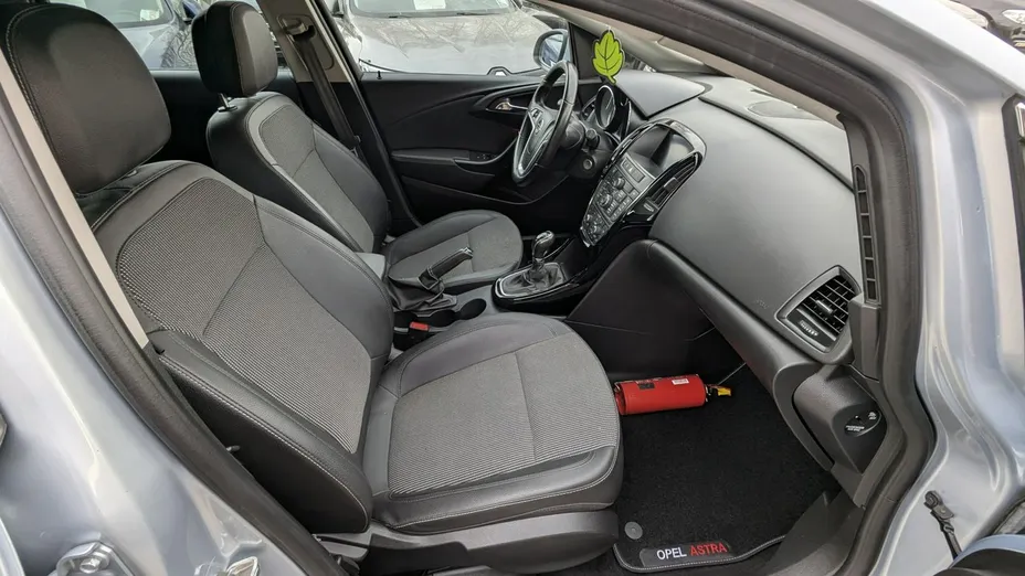 OPEL Astra -