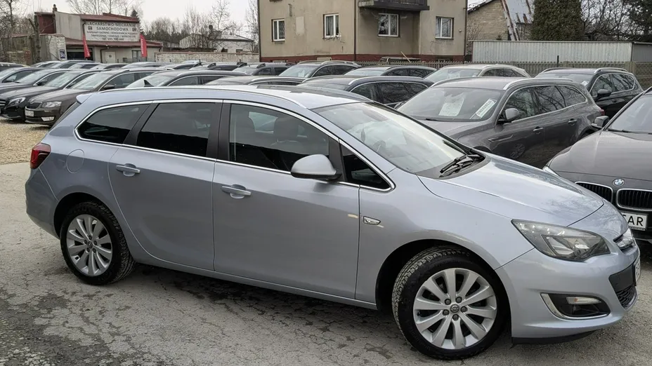 OPEL Astra -