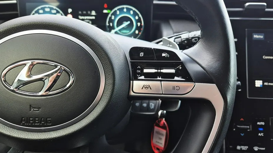 HYUNDAI Tucson -
