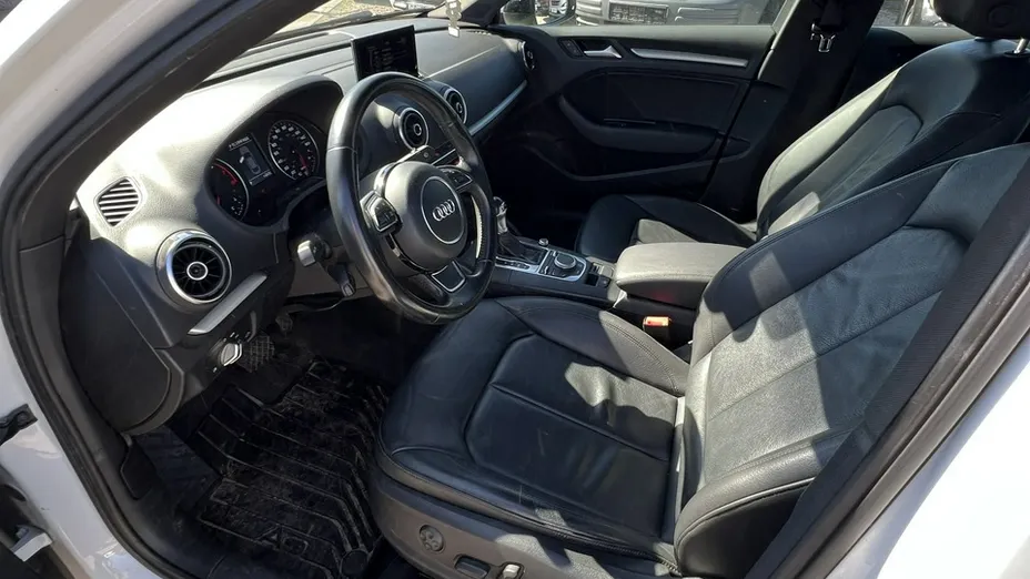AUDI A3 Limousine -