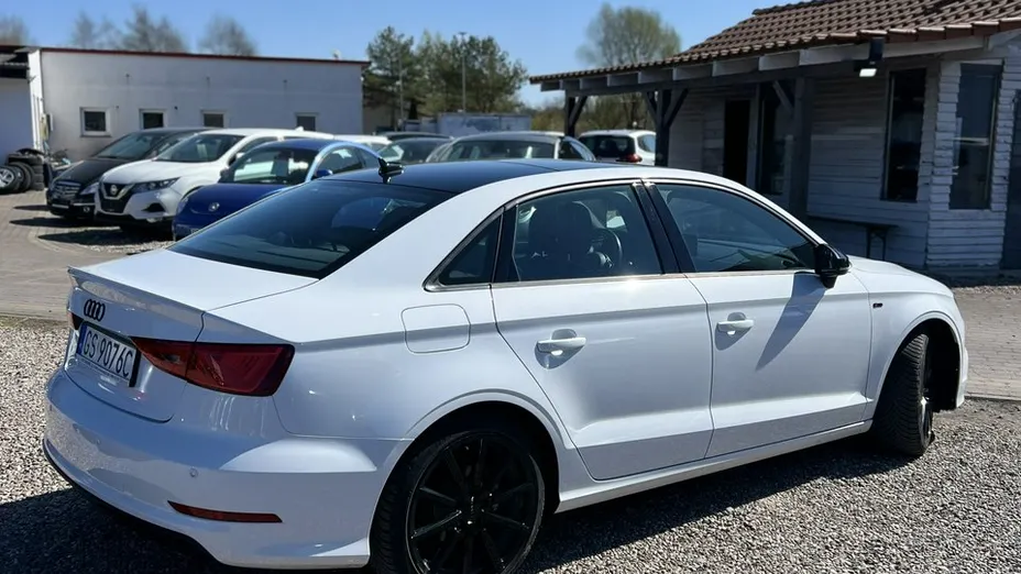 AUDI A3 -