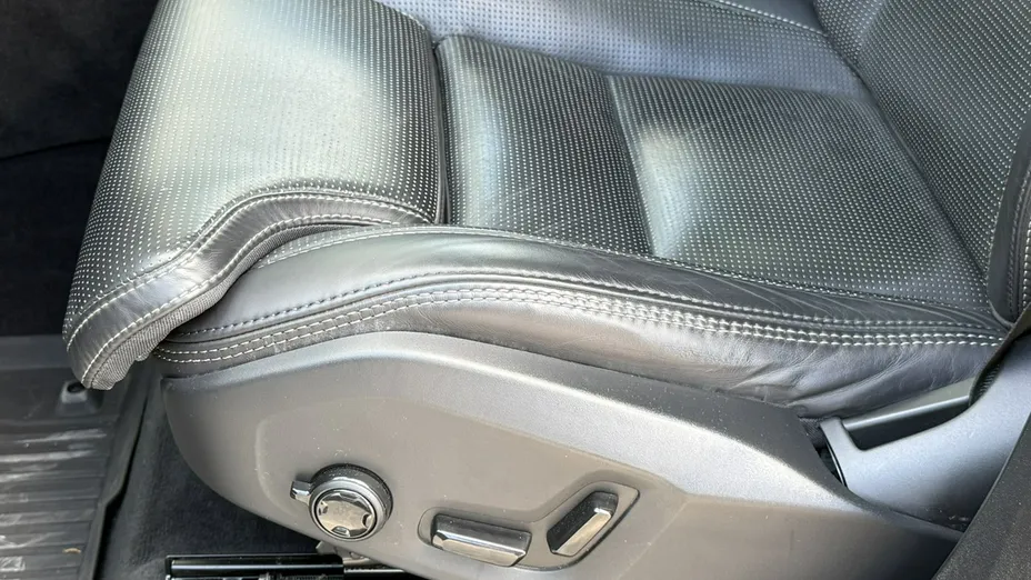 VOLVO XC90 -