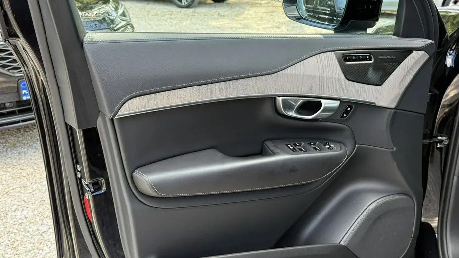 VOLVO XC90 -