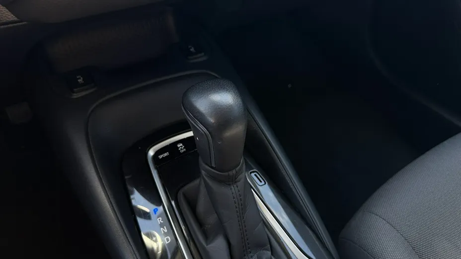TOYOTA Corolla -