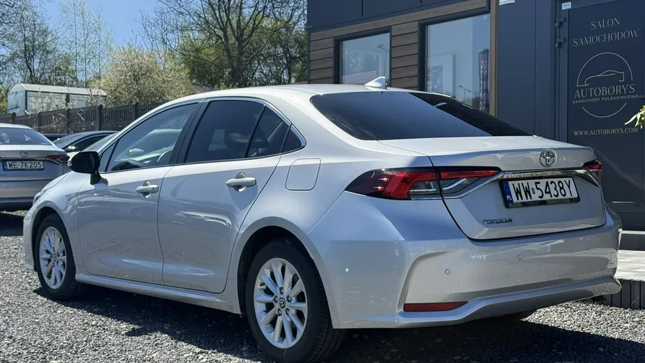 TOYOTA Corolla -