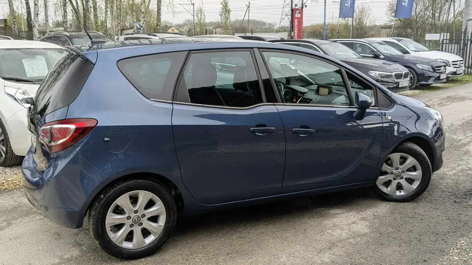 OPEL Meriva -