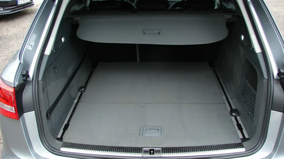 AUDI A6 Avant -