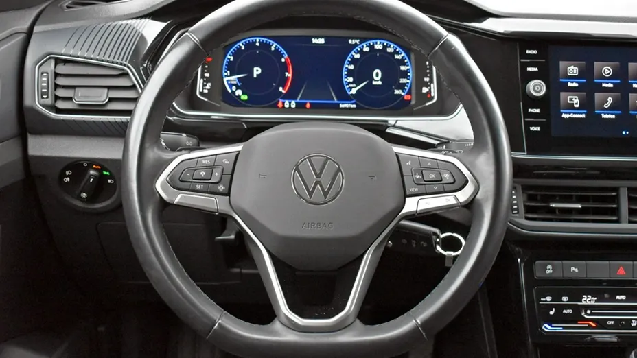 VOLKSWAGEN T-Cross -