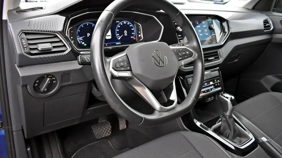 VOLKSWAGEN T-Cross -