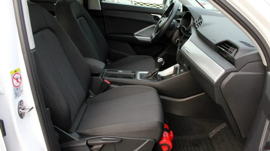 AUDI Q3 -