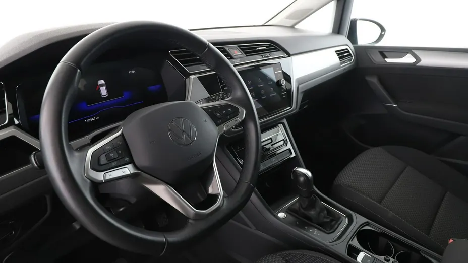 VOLKSWAGEN Touran -
