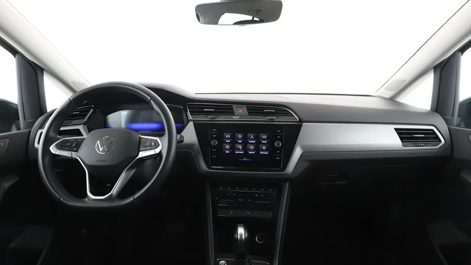 VOLKSWAGEN Touran -