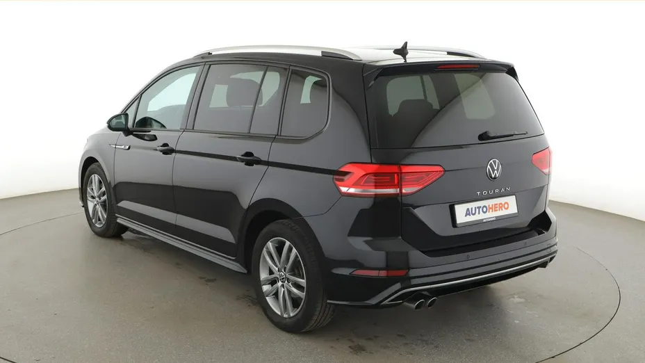 VOLKSWAGEN Touran -