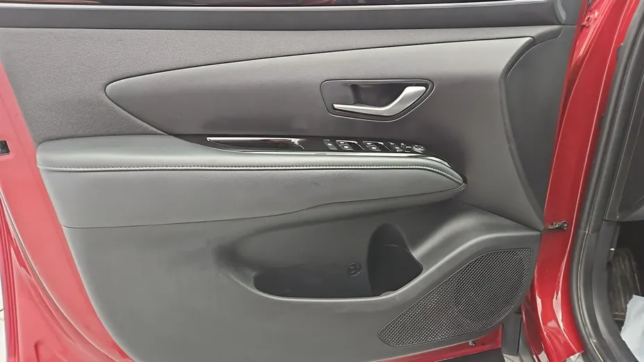 HYUNDAI Tucson -