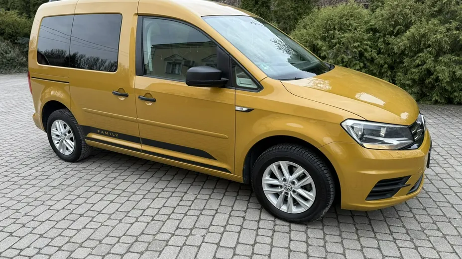VOLKSWAGEN Caddy -