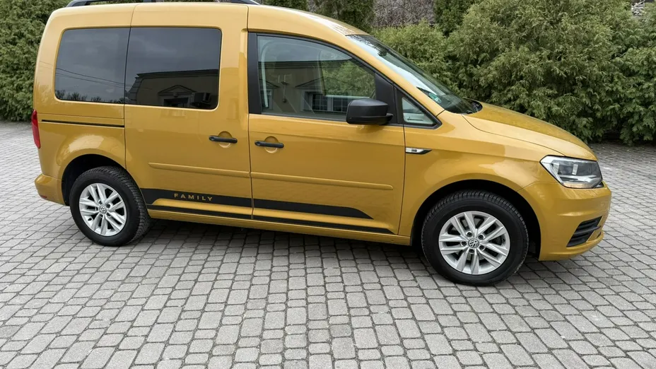 VOLKSWAGEN Caddy -
