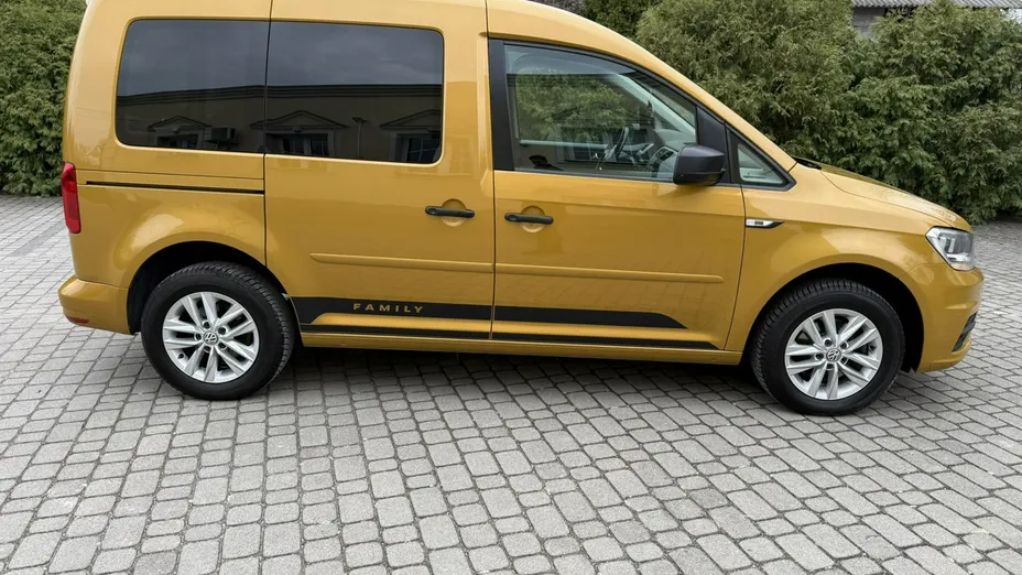 VOLKSWAGEN Caddy -