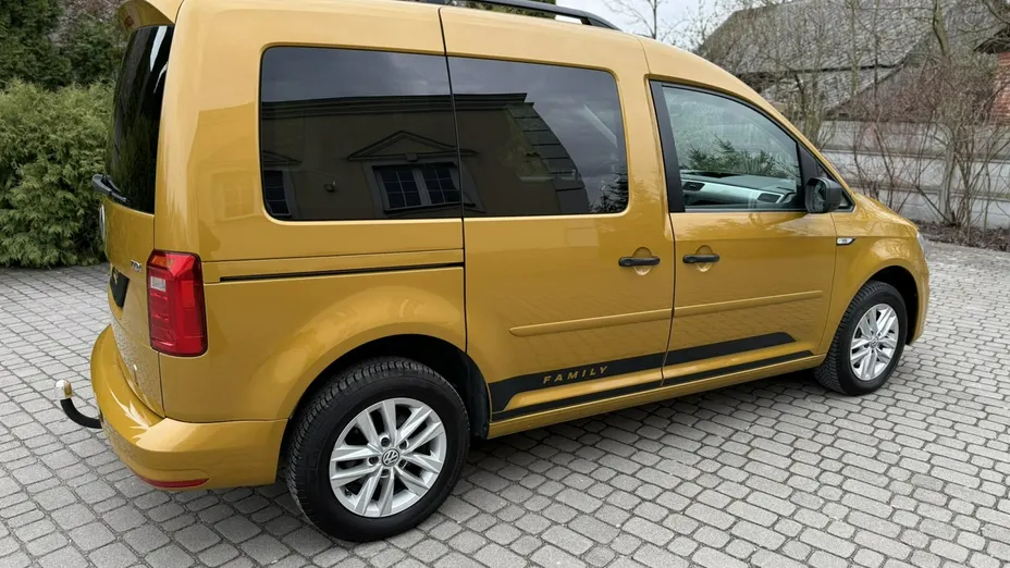 VOLKSWAGEN Caddy -