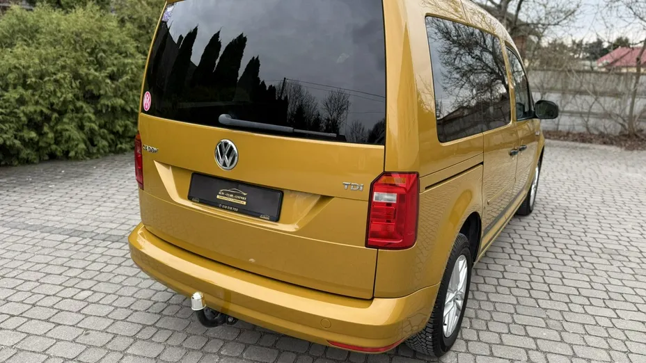 VOLKSWAGEN Caddy -