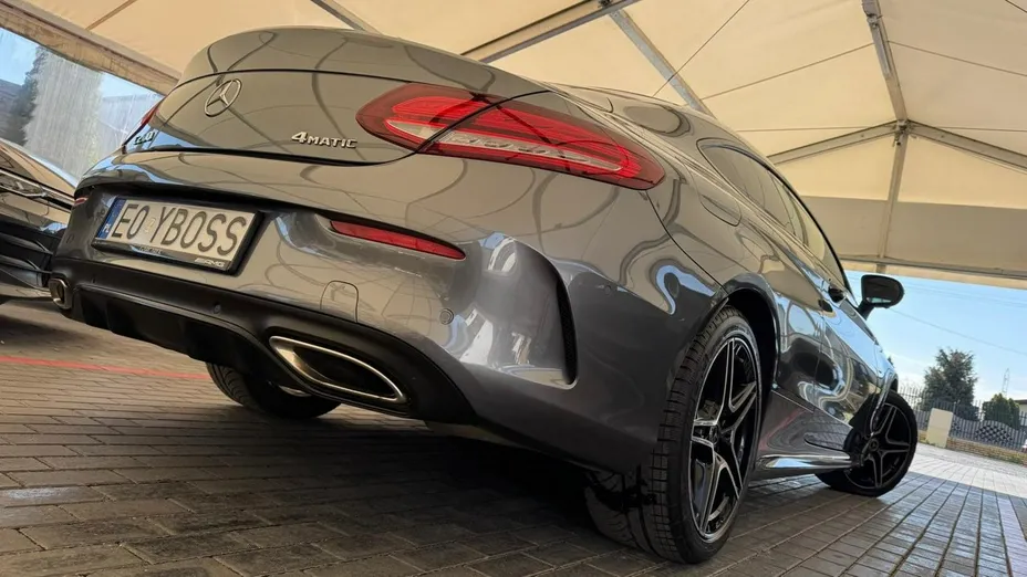 MERCEDES-BENZ C Klasa -