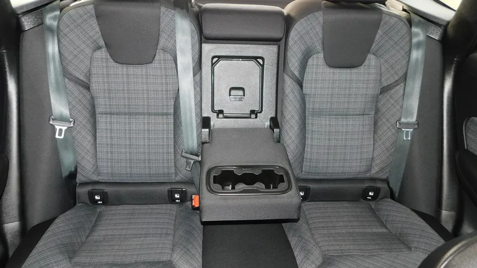VOLVO XC60 -