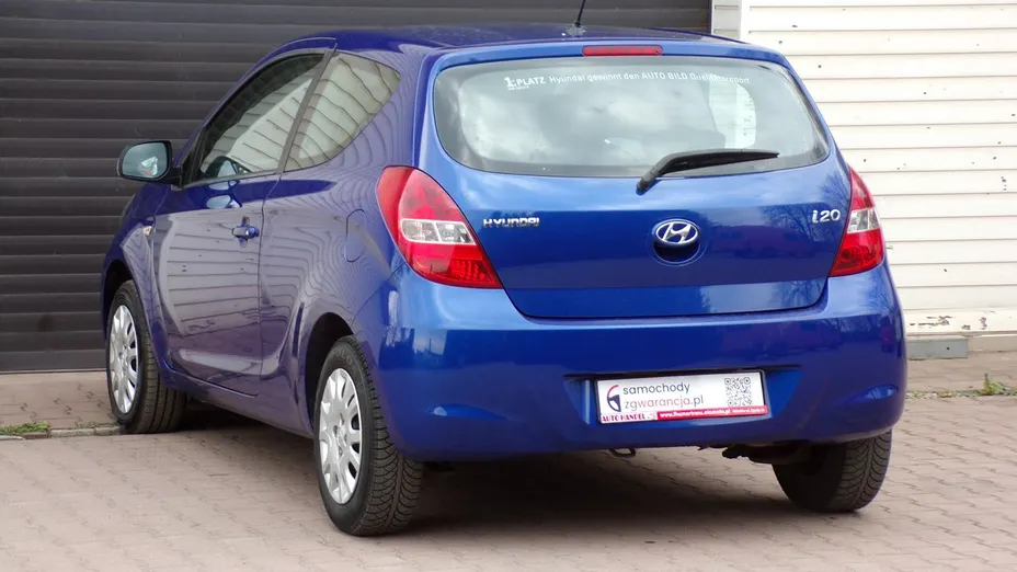 HYUNDAI i20 -